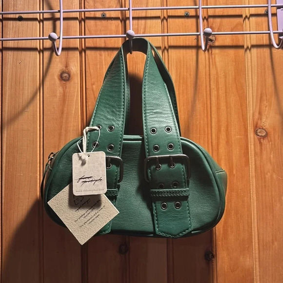 New FREE PEOPLE say yes mini bag - Picture 3 of 6